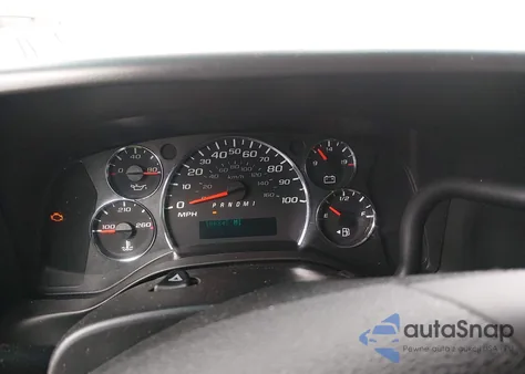 2014 Chevrolet Express 2500 Work Van z USA, uszkodzony, nr VIN 1GCWGFCA4E1124433